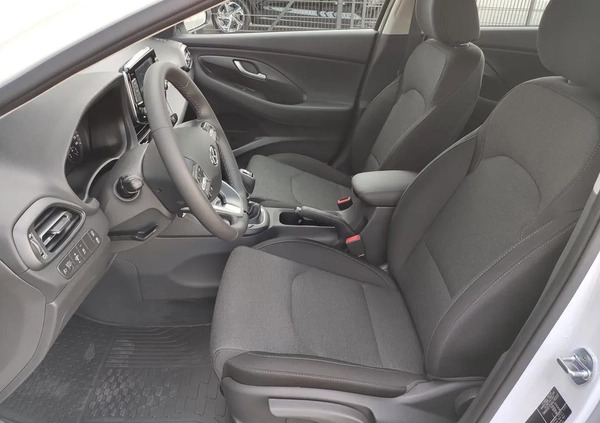 Hyundai I30 cena 98318 przebieg: 5, rok produkcji 2023 z Ostrzeszów małe 254